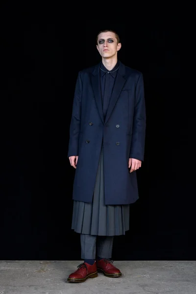 Look 29